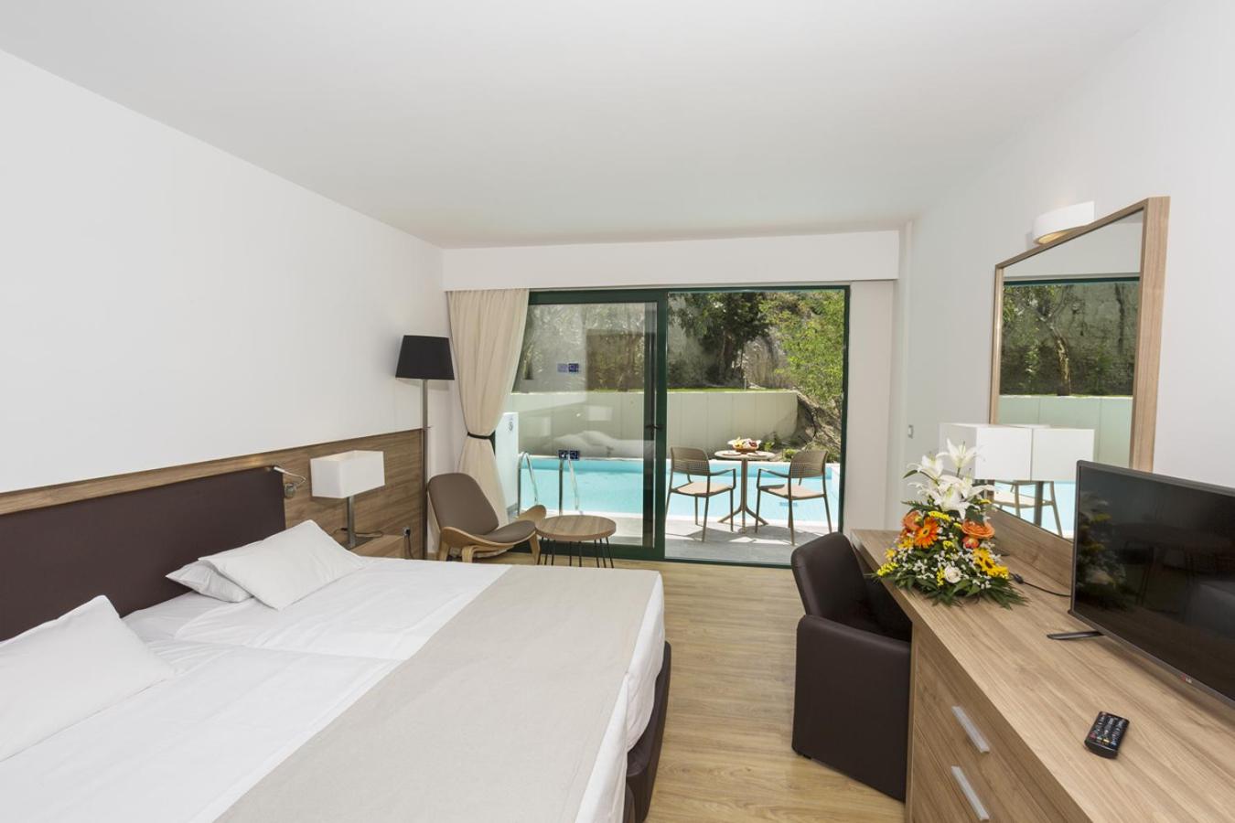 CALYPSO PALACE HOTEL 20/54