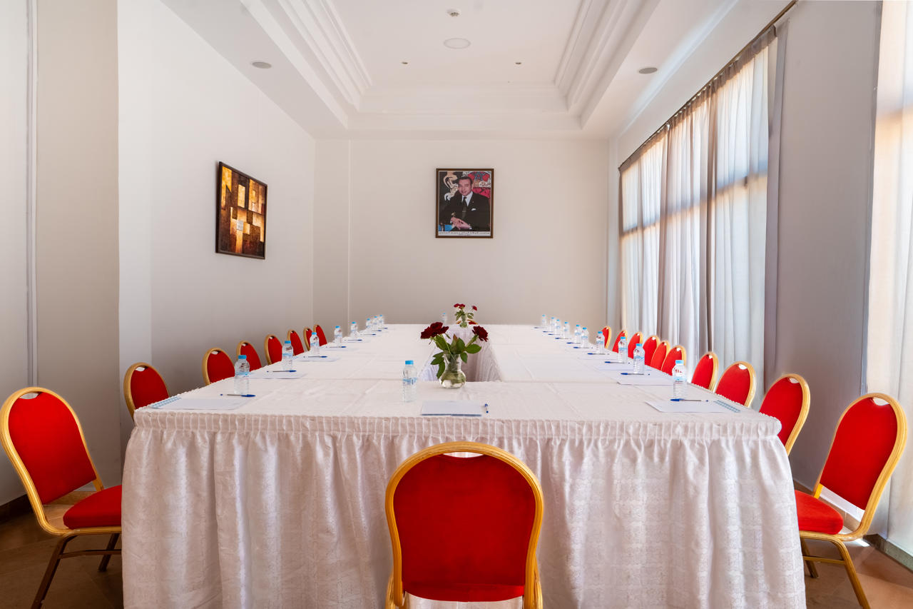 Intouriste Hotel & Suites 62/72