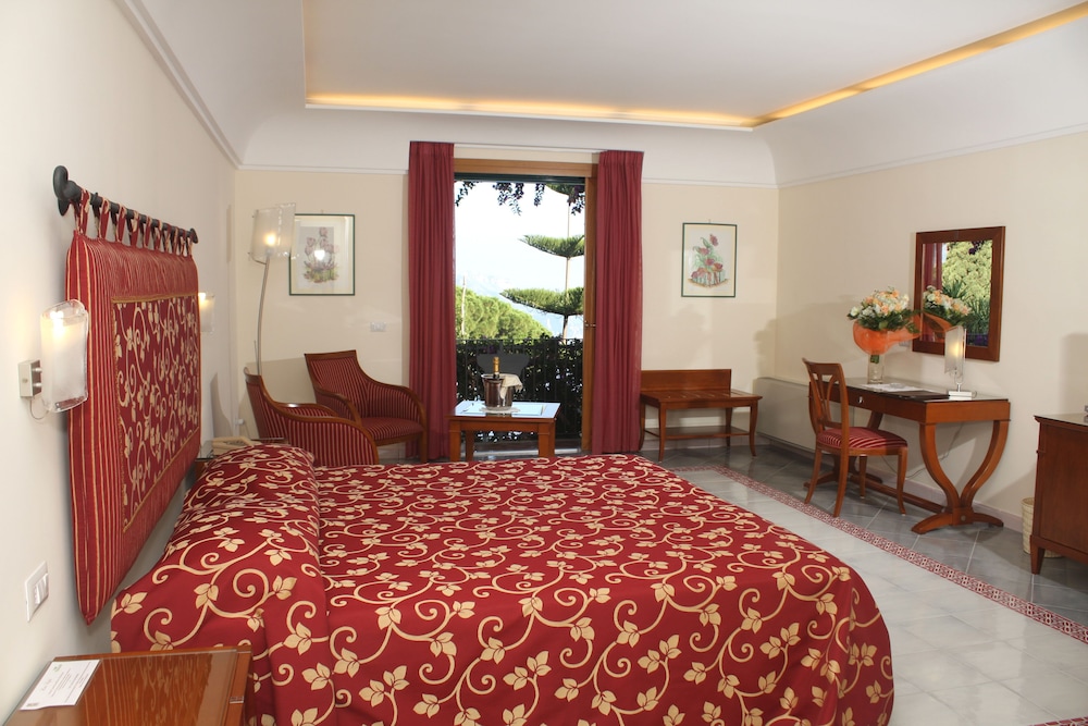 Hotel Rufolo 28/71