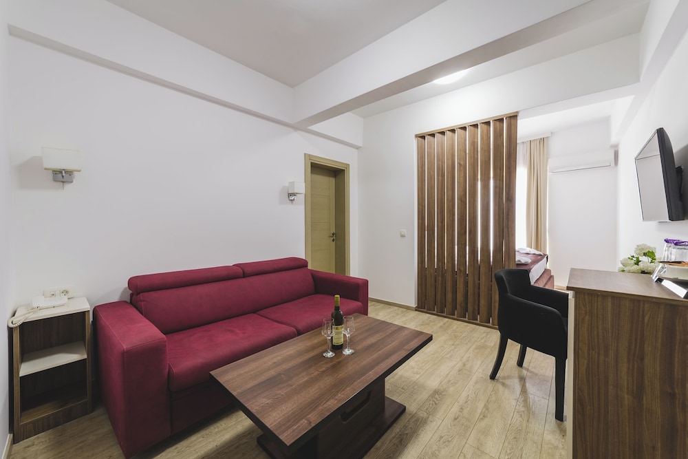Hotel 219 Budva 53/75