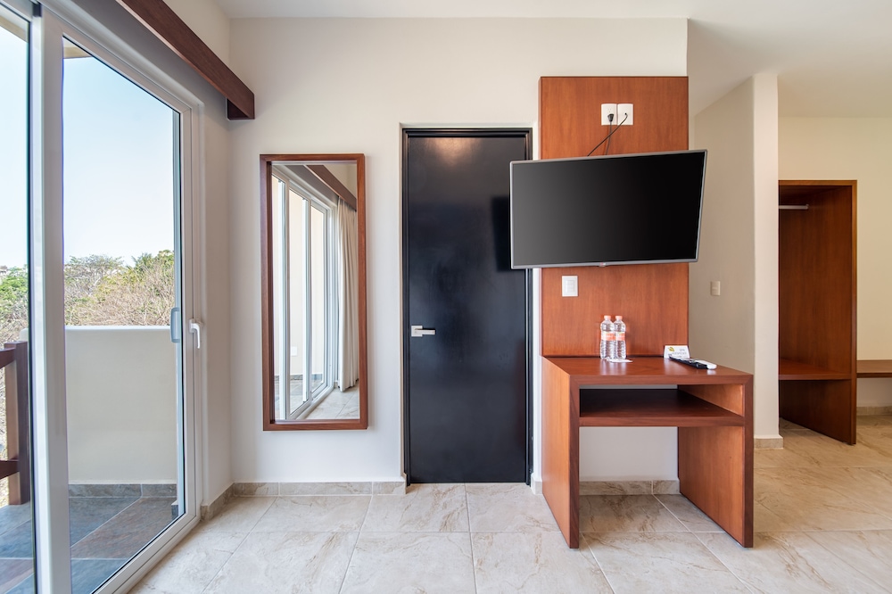 Villas Coral Huatulco 7/67