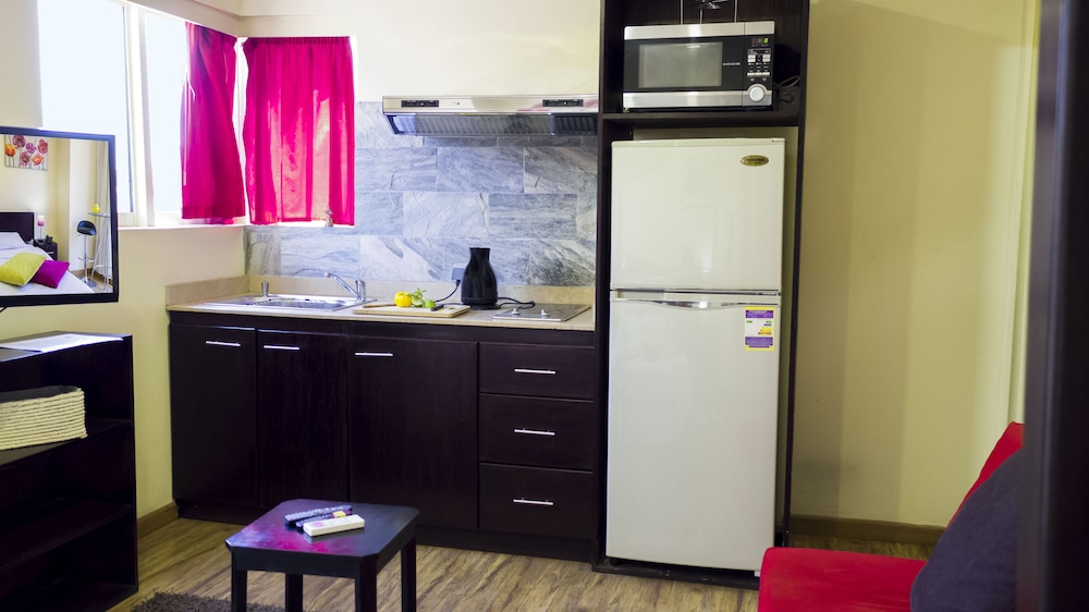Newcity Suites Apartments 10/50