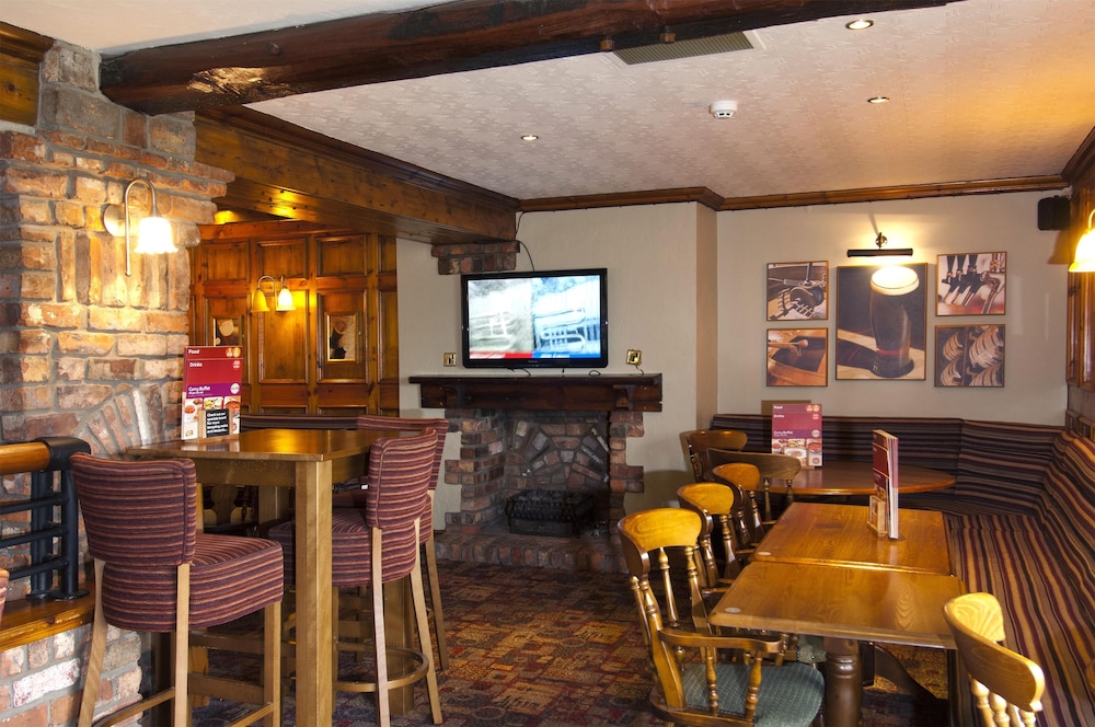 Premier Inn Llanelli Central West 43/62