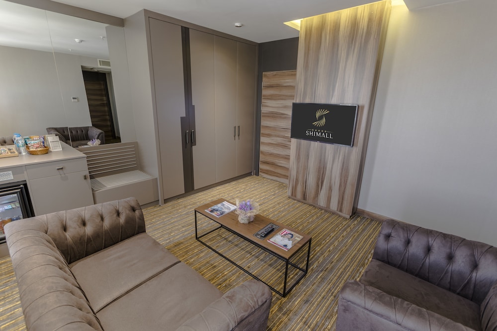 Shimall Deluxe Hotel 35/50