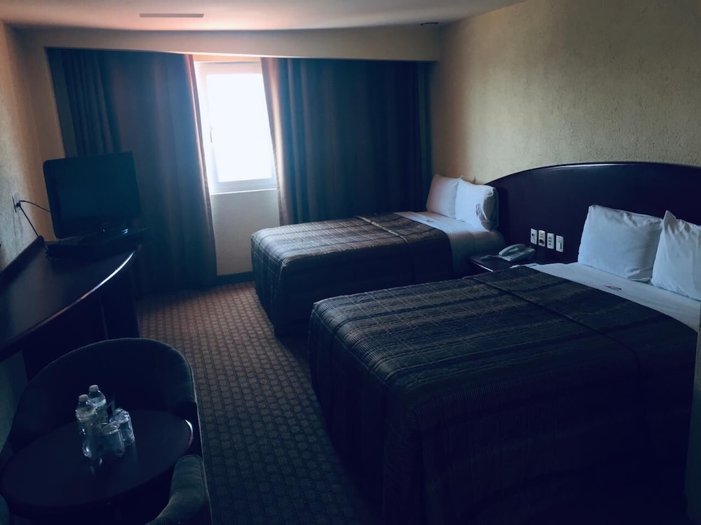 Concorde Hotel 20/73
