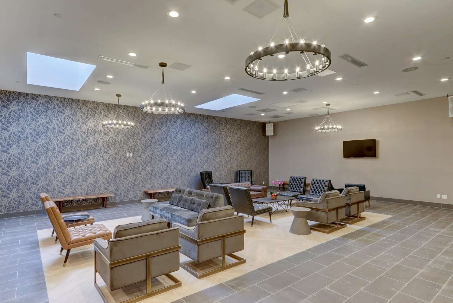 Microtel Inn By Wyndham Long Island City 43/60