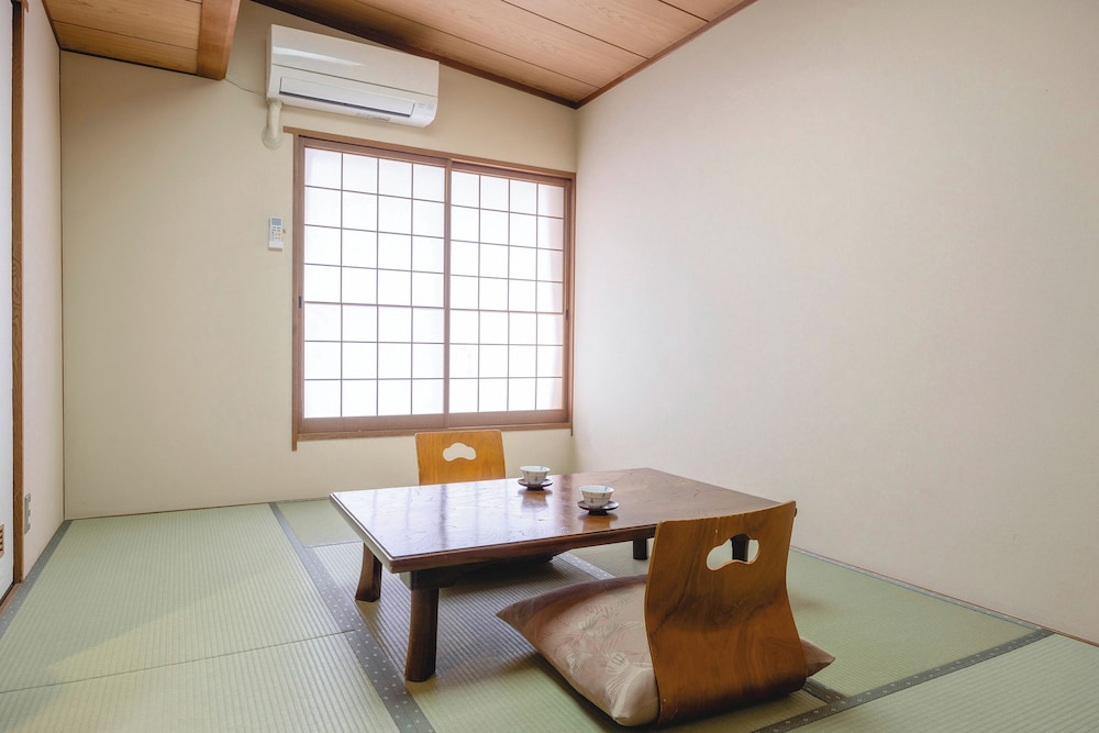 Hotel Kuramoto 42/60