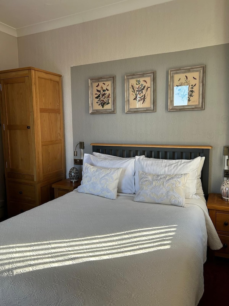 Greylands Guesthouse 13/50