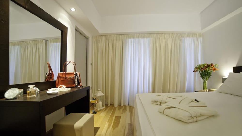 Hotel Thissio 8/43
