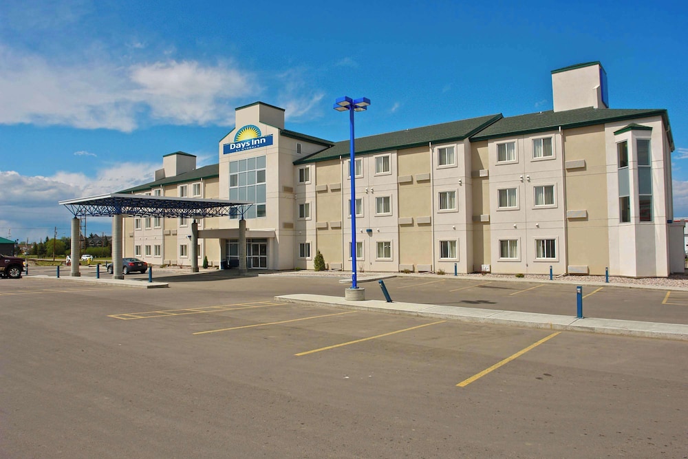 Days Inn by Wyndham Stony Plain 41/44