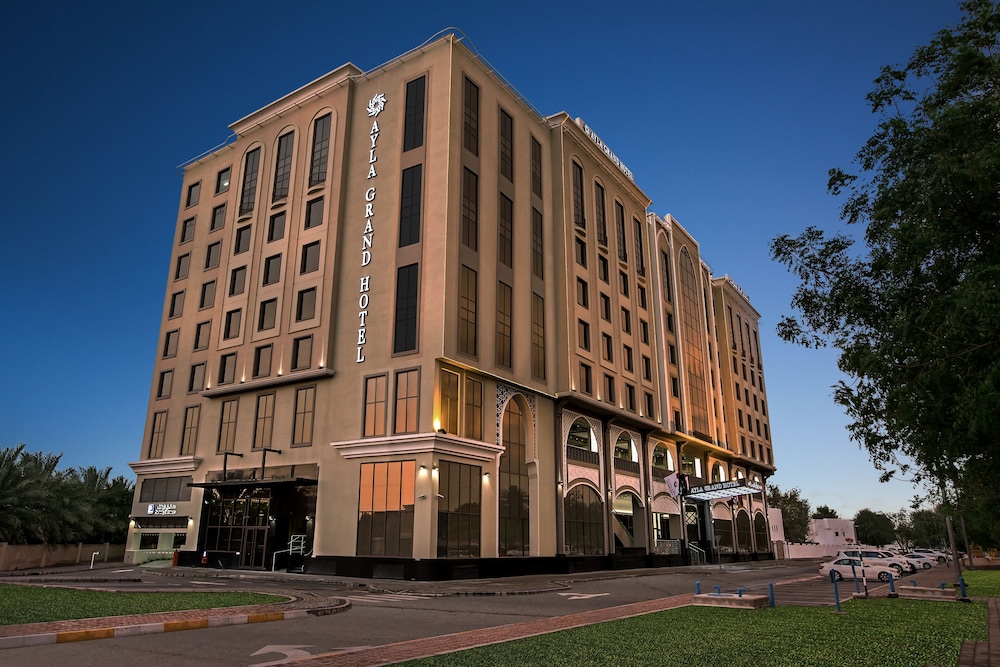 Ayla Grand Hotel 46/50