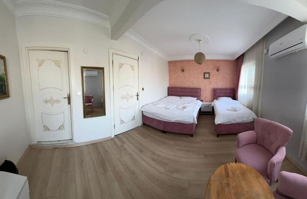 Avrasya Queen Hotel 16/30
