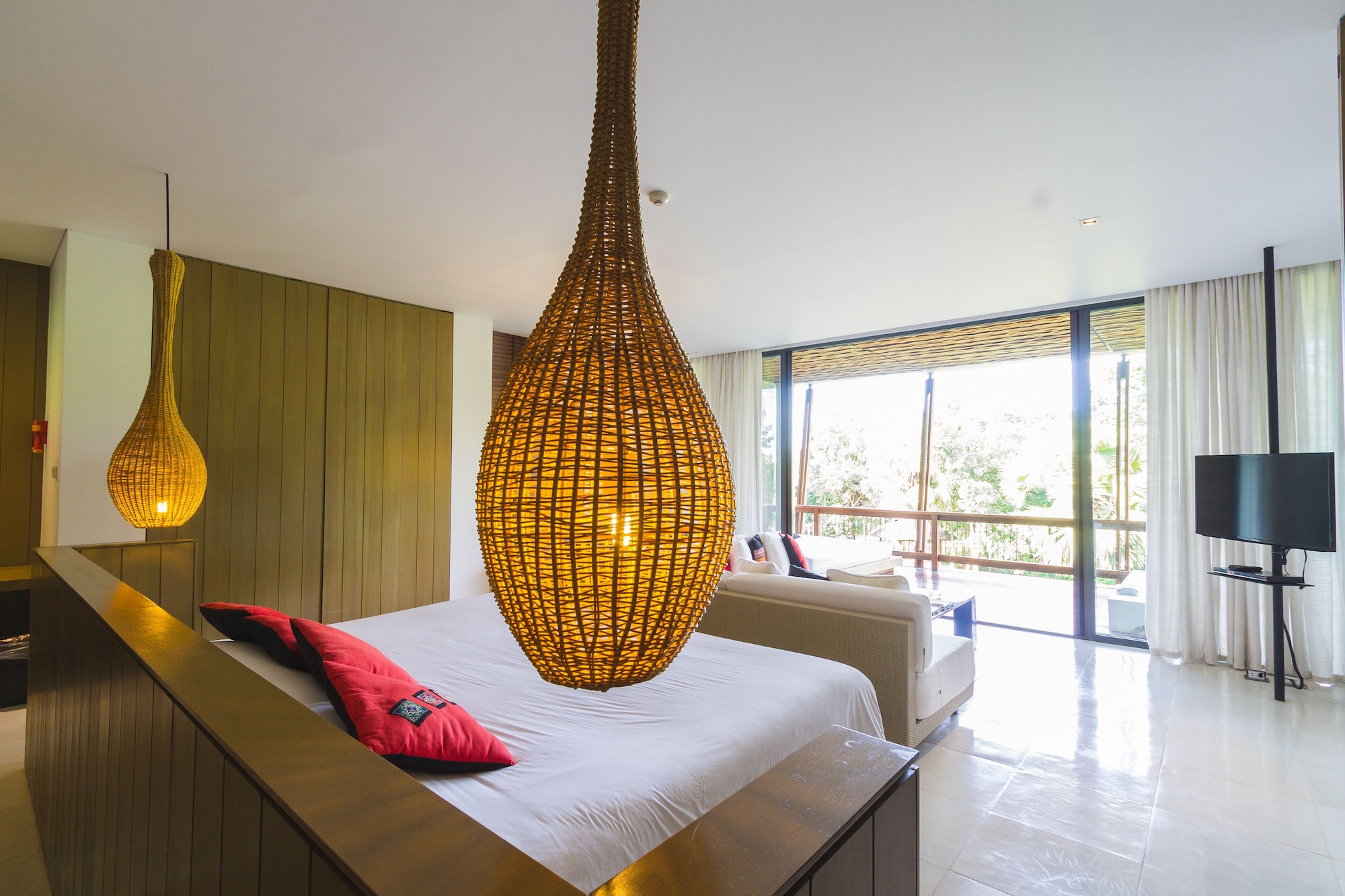 Pavilion, Double Bed