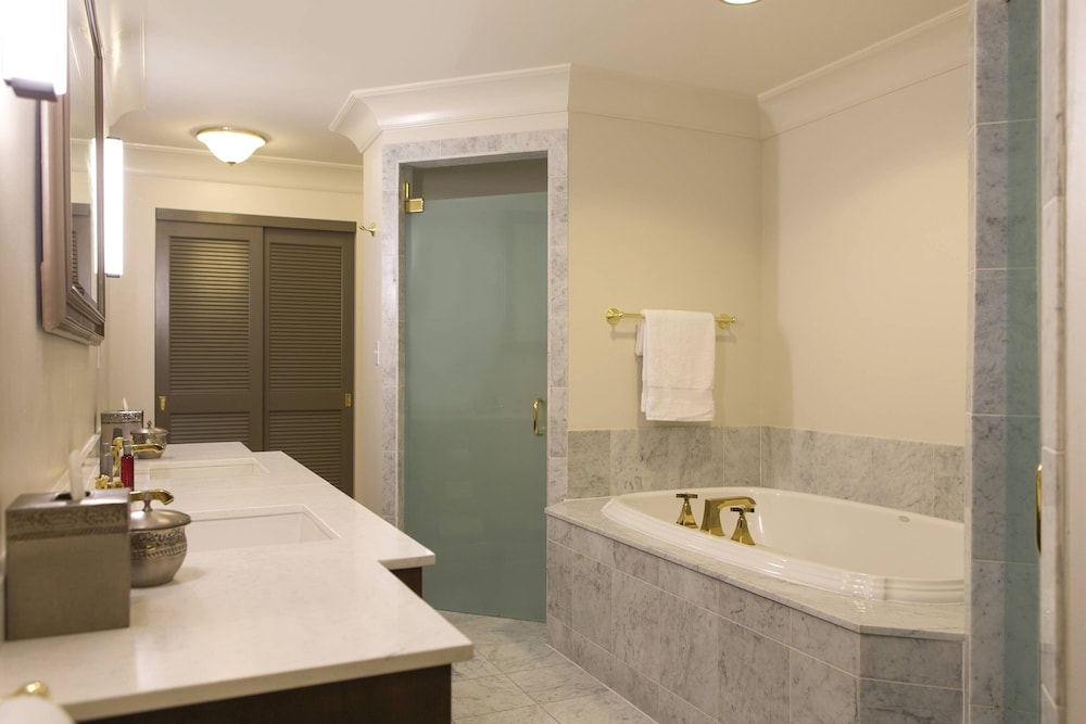 Marriott St. Louis Grand 48/50