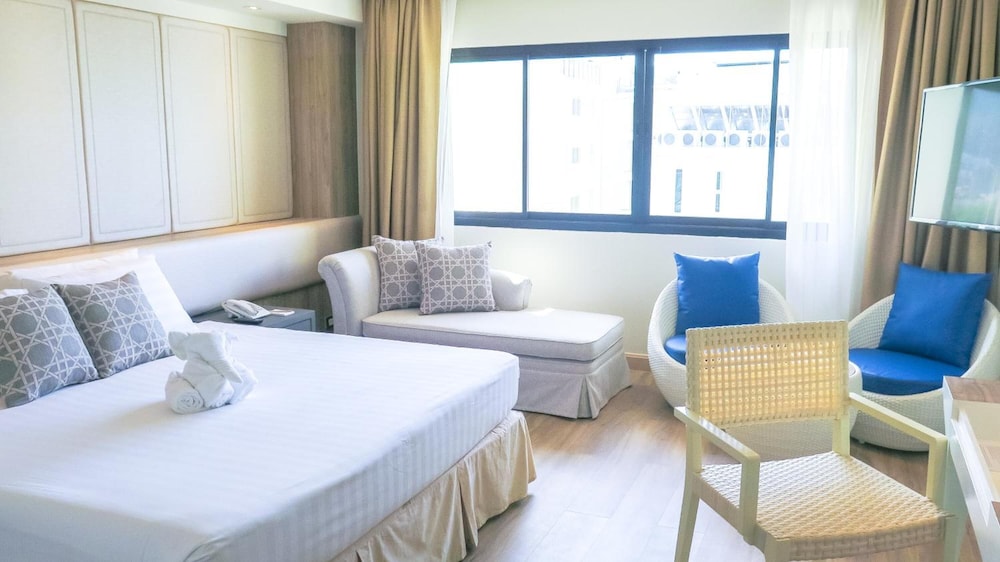 HIRAN RESIDENCE 21/58