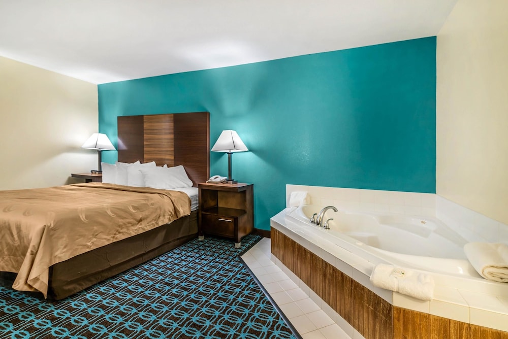 Quality Inn Loudon-Concord 18/29