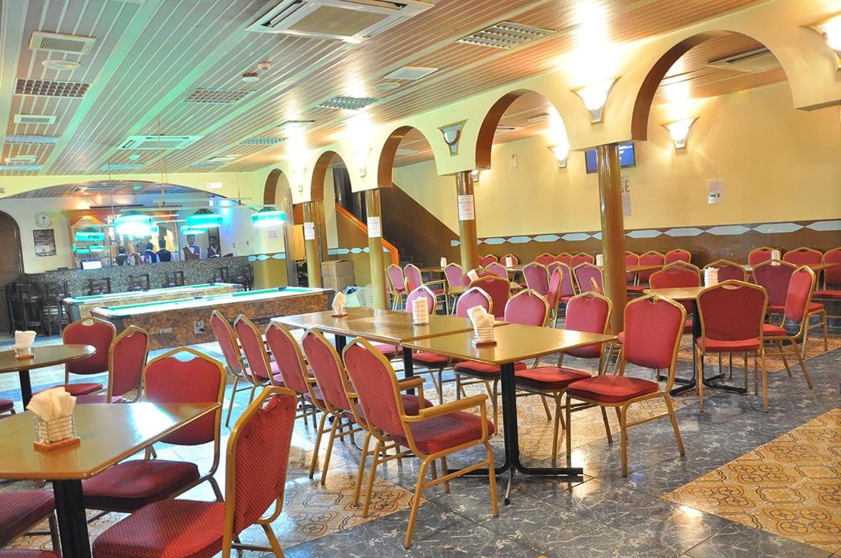 Bowshar International Hotel 35/40