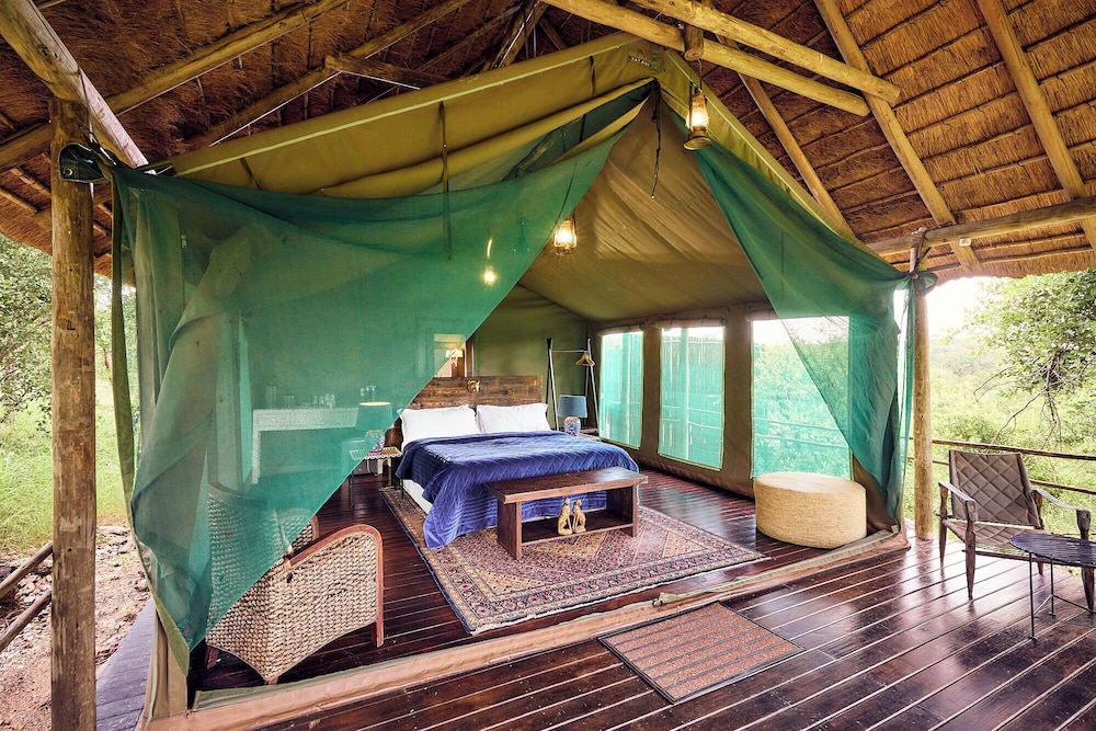 Parsons Hilltop Safari Camp 17/49