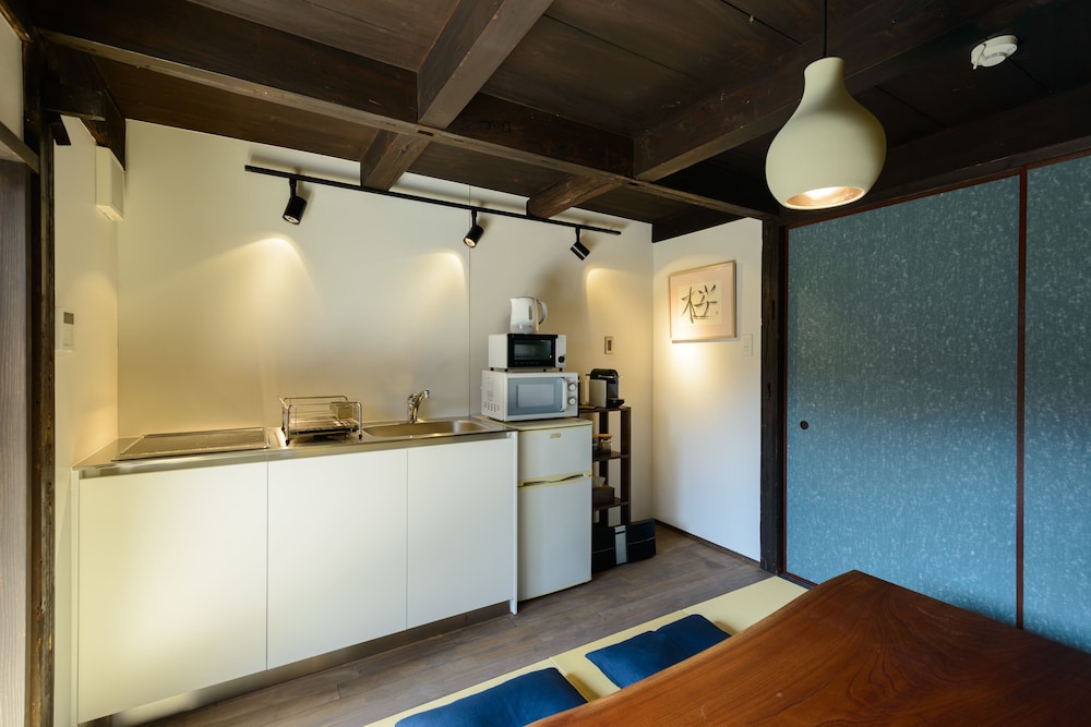Shiki Homes - Tsuru Kame 32/32
