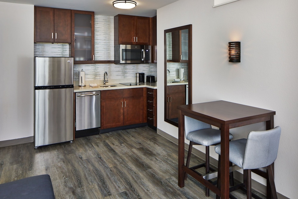 RESIDENCE INN ATLANTA PERIMETER CENTER DUNWOODY 26/44