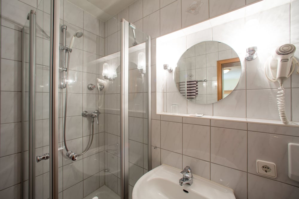 Hotel Gastehaus Bauer garni 49/50