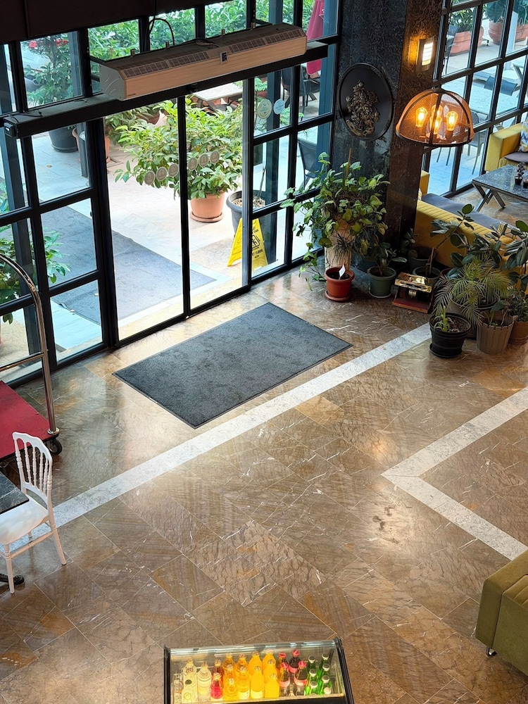 Mugwort Hotel and Spa 40/49
