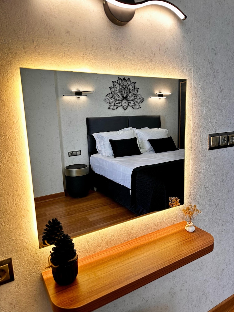 Sabiha Gokcen Hotel Istanbul Houses 12/50