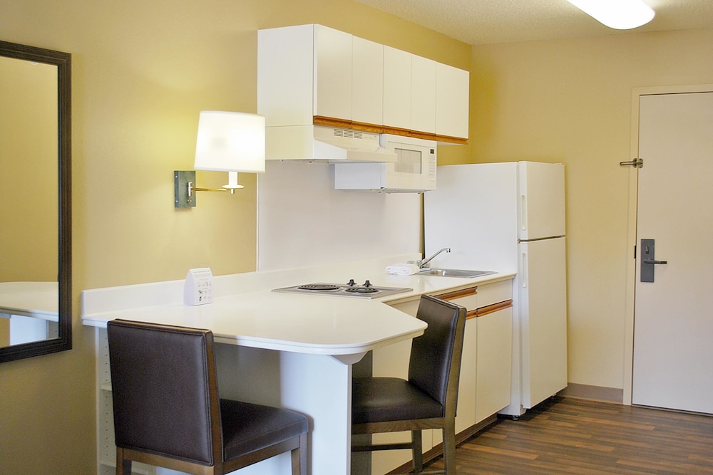 Extended Stay America-Minneapolis-Eden Prairie-Technology Dr 42/53