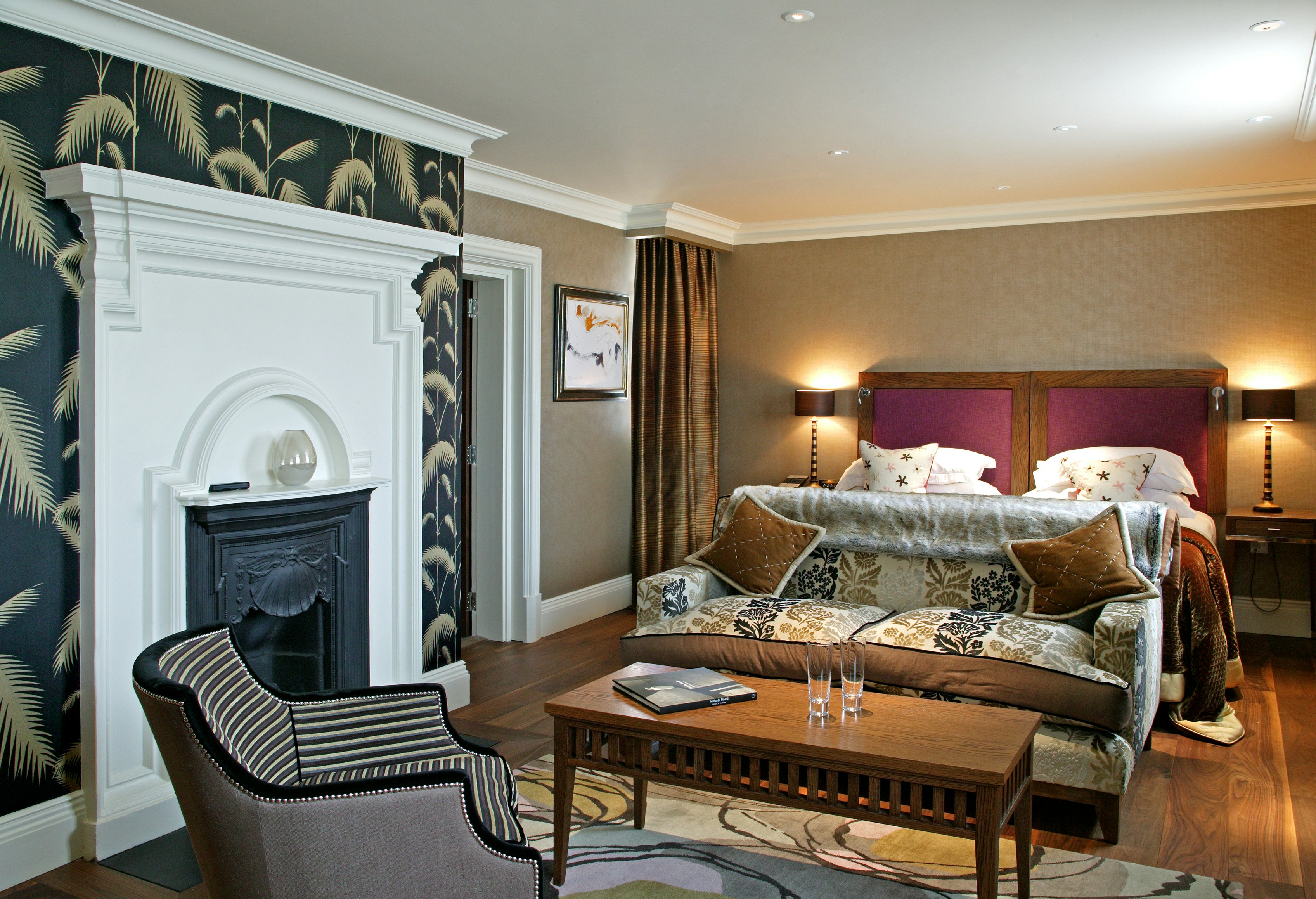 Roseate Prime Suite