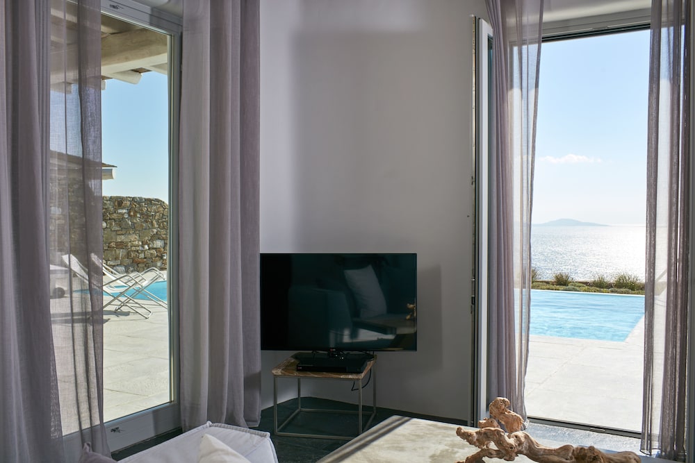 AMMOS VILLAS IN HOULAKIA 37/37