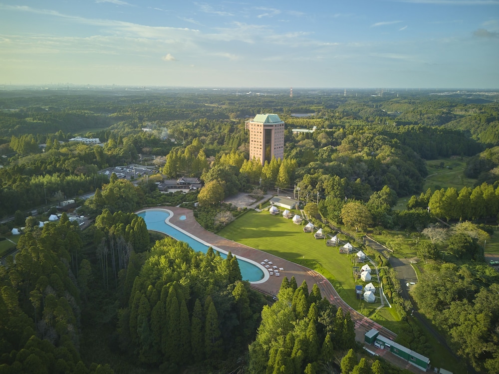 Seimei No Mori Resorts 64/72