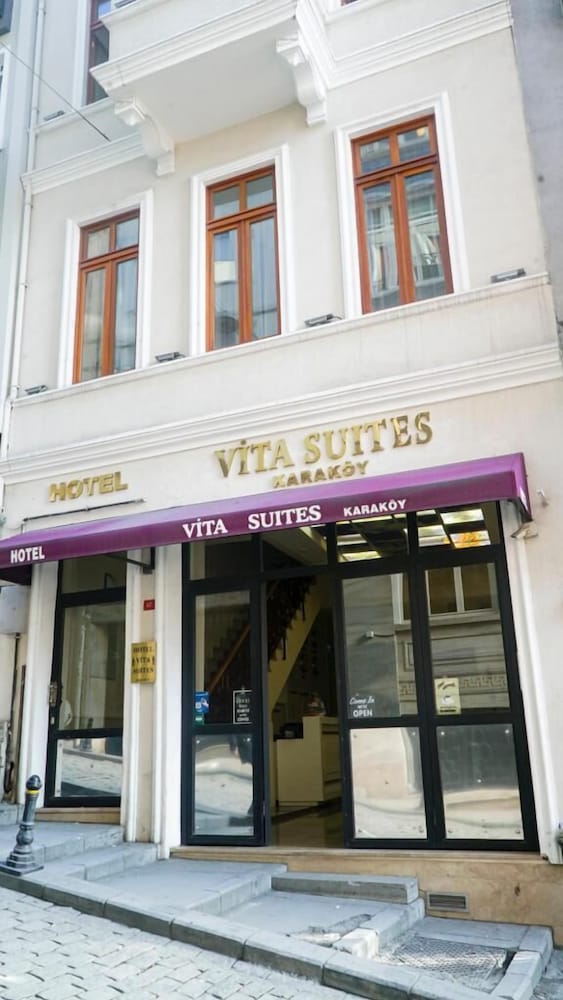 Vita Suites Karakoy 3/66