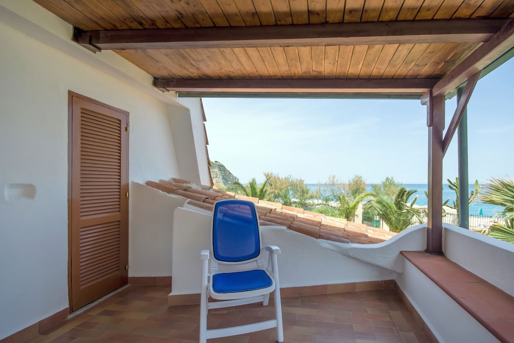 Le Roccette Mare Beach Hotel & Restaurant 16/35