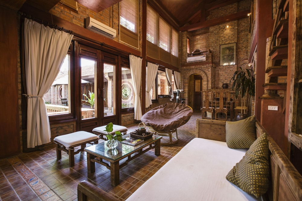 Van Chai Resort 25/50