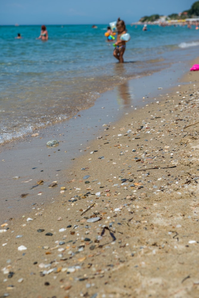 GEORGALAS SUN BEACH HOTEL 41/48