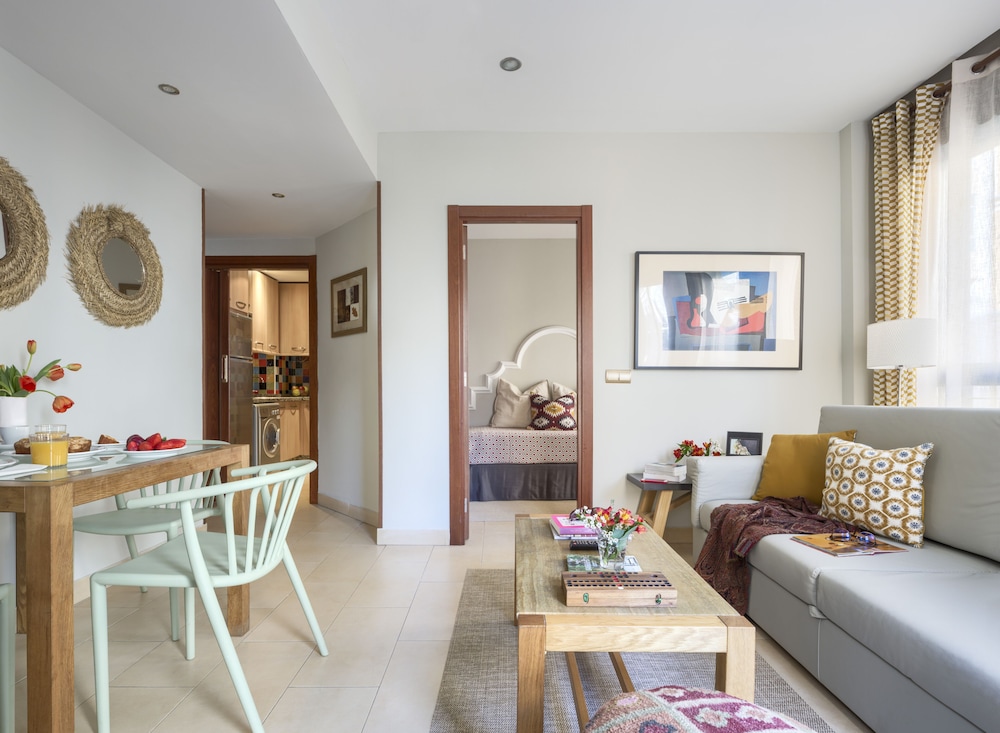 Apartamentos Suites Oficentro 62/72