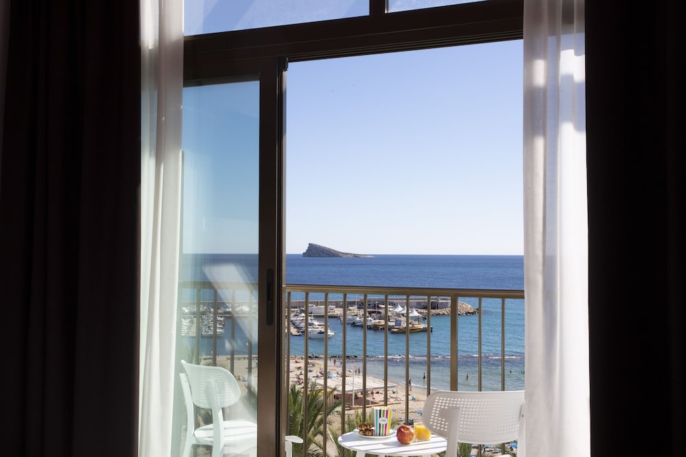 Hotel Casual Pop Art Benidorm 24/80