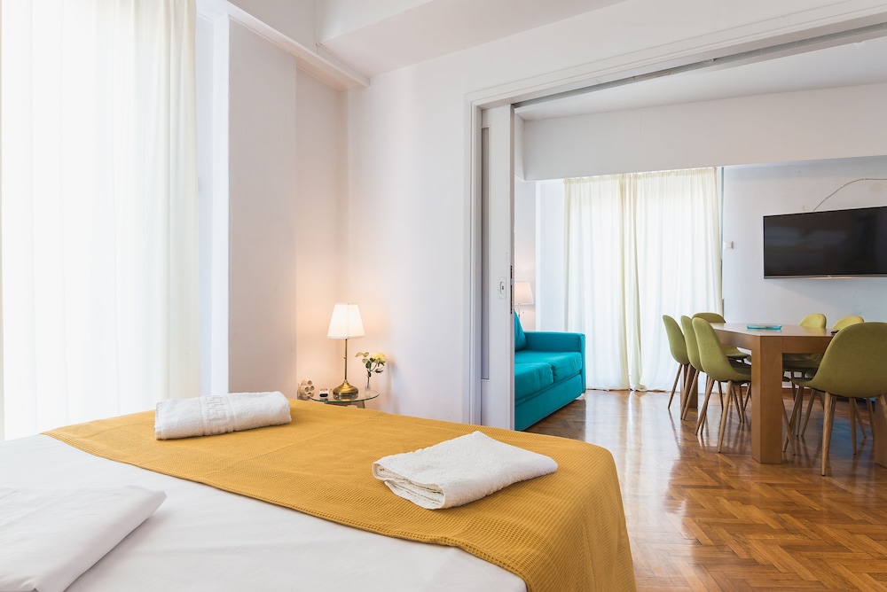 4 Bedrooms, Super Paradise, Apartment, 5 Beds, Acropolis View، Super Paradise Apartments 3/10