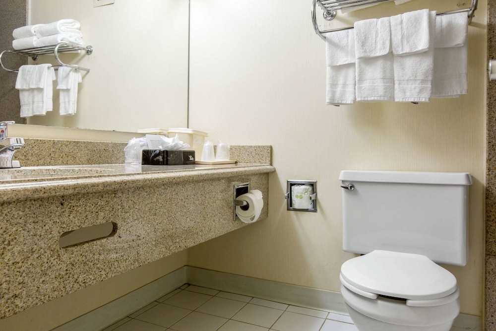 Quality Inn Ledgewood - Dover 9/42