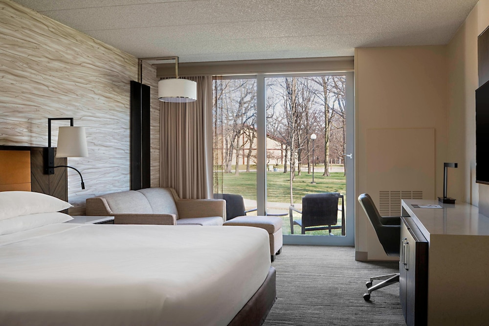 Lincolnshire Marriott Resort 10/66