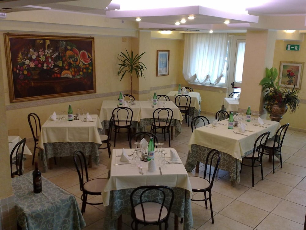 Hotel Siviglia 51/69