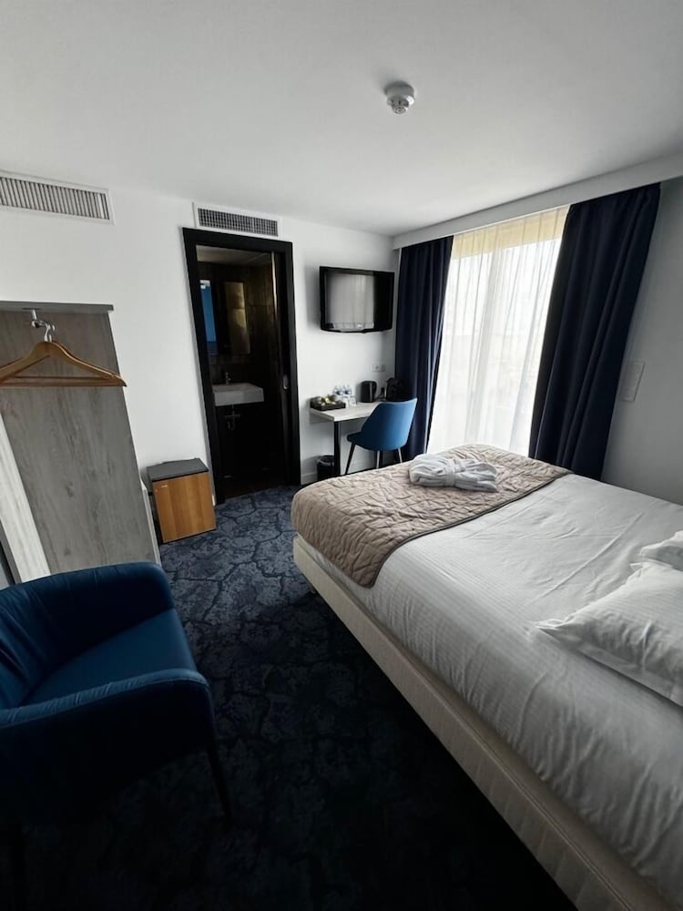 AEVA HOTEL 14/44