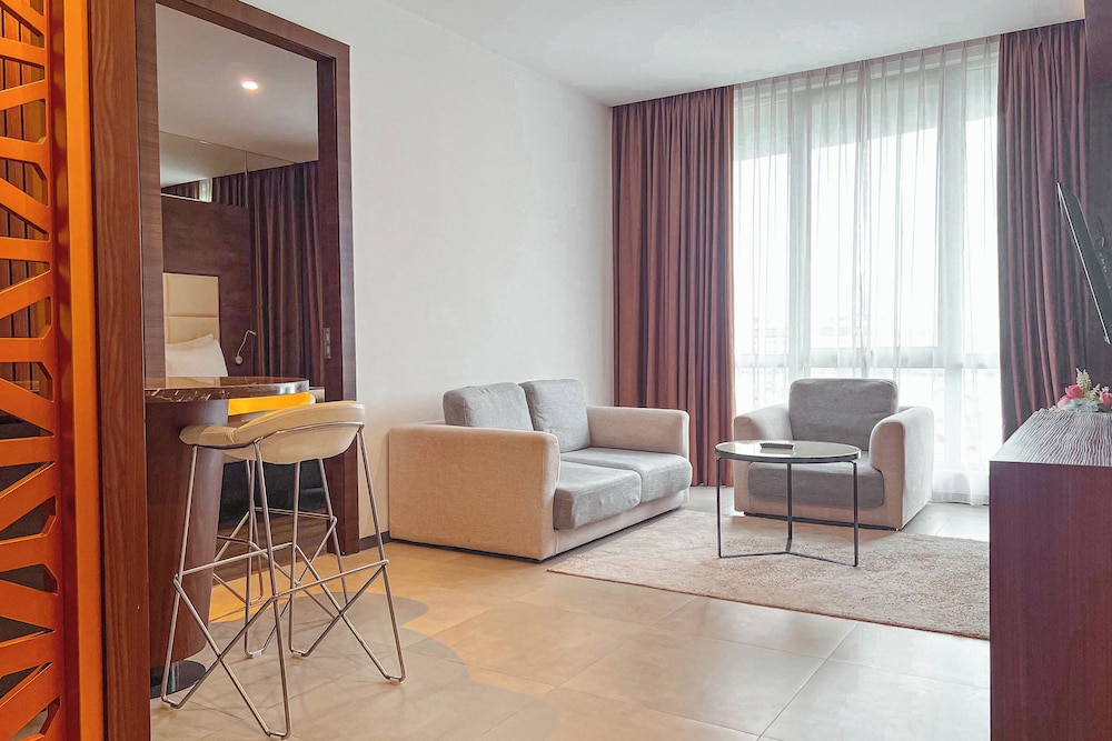 Asialink Hotel By Prasanthi 31/50