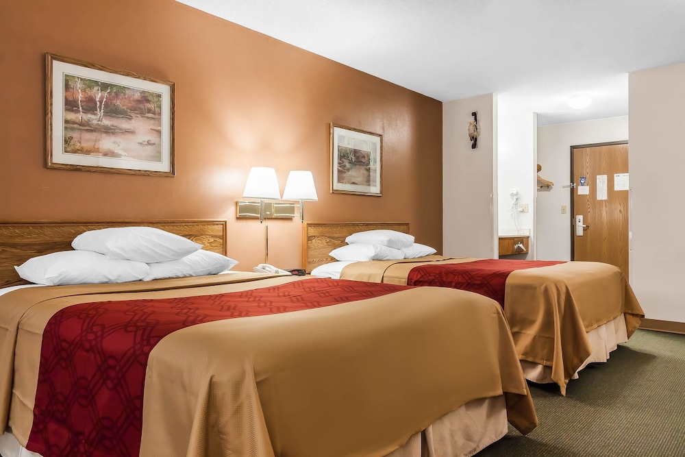 Rodeway Inn Holdrege NE 16/38