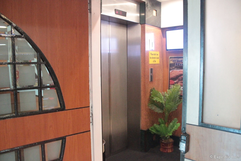 Hotel Sogo Banawe 4/42