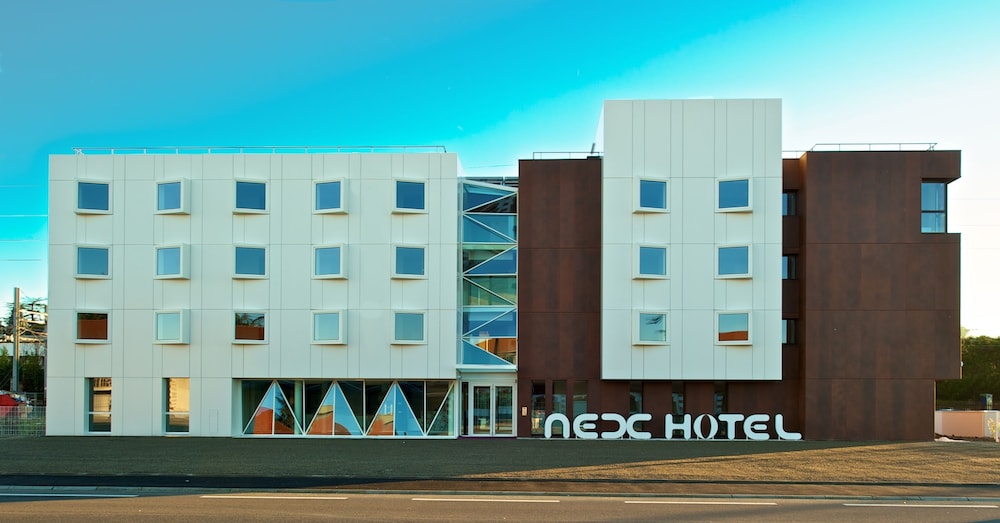 Le Nexhotel 7/31