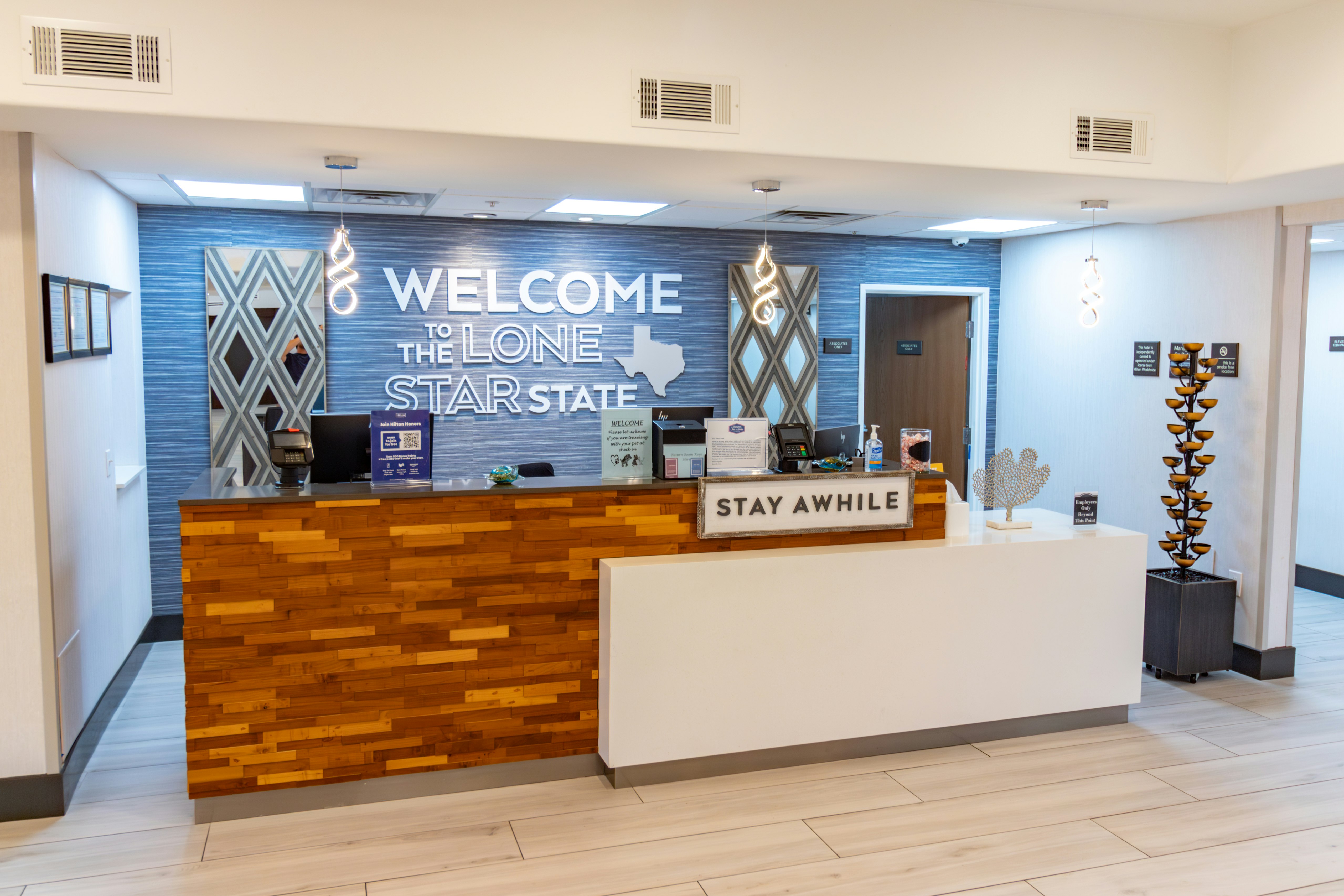 Hampton Inn & Suites Denton 13/59