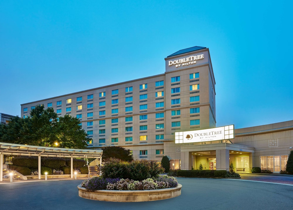 DOUBLETREE BY HILTON HOTEL CHARLOTTE in CHARLOTTE - NC