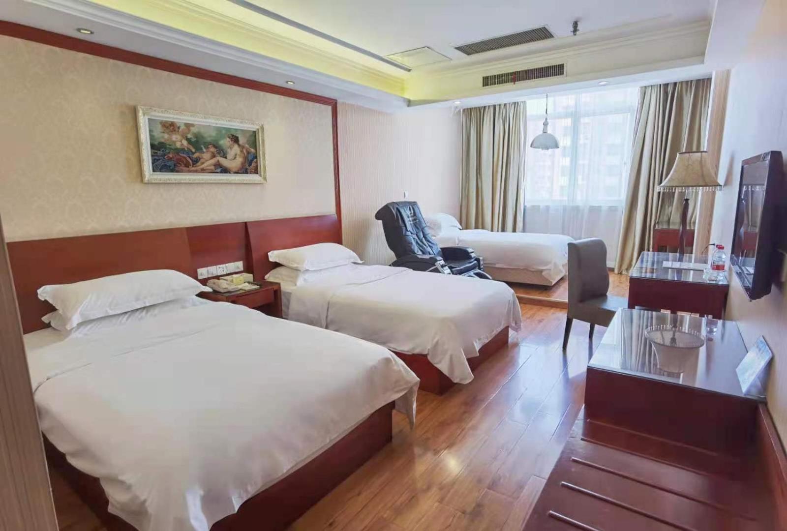 Vienna Hotel (Nantong Tongzhou Bus Station) 11/26