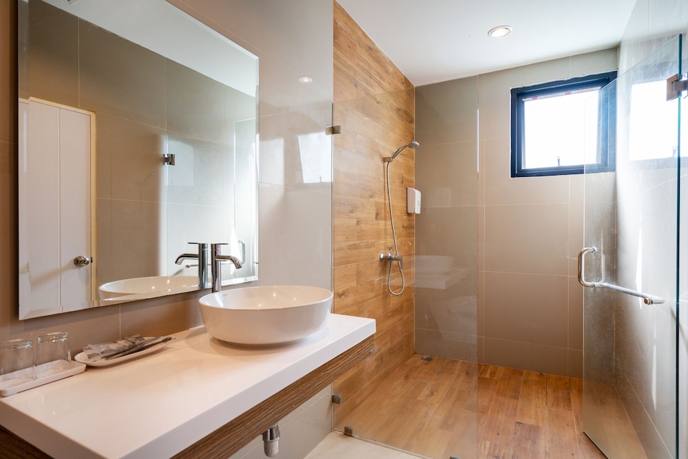 Thames Tara Private Pool Villa Rawai Phuket 47/48